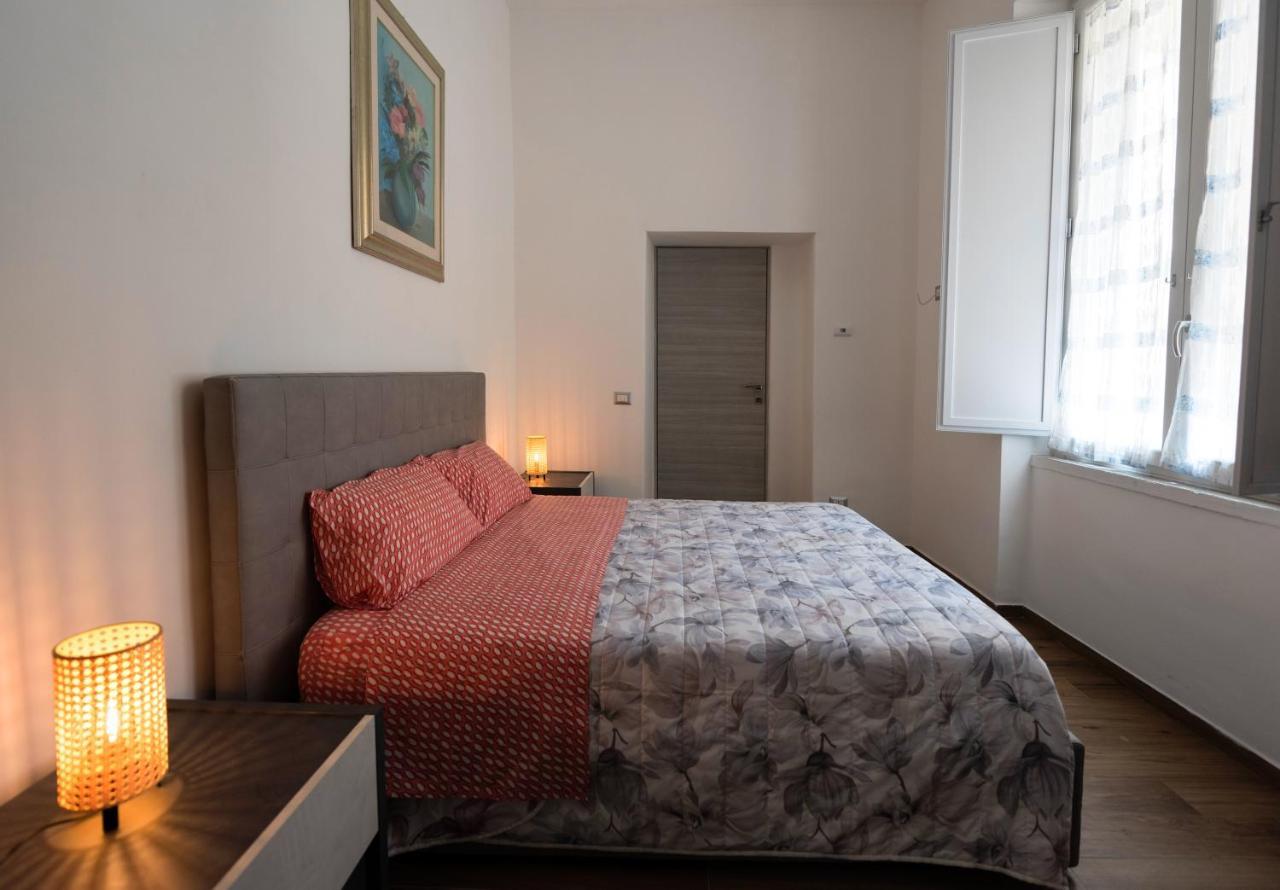 Dimora Francesca Διαμέρισμα Σαλέρνο Εξωτερικό φωτογραφία